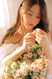 姑娘看电影免费观看